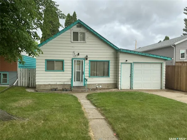 119 Q AVENUE S, Saskatoon, SK S7M 2X9