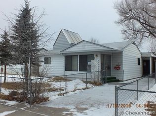 305 Cribbon Ave, Cheyenne, WY 82007