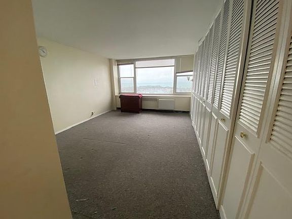 4th image of 4250 N Marine Dr APT 2021