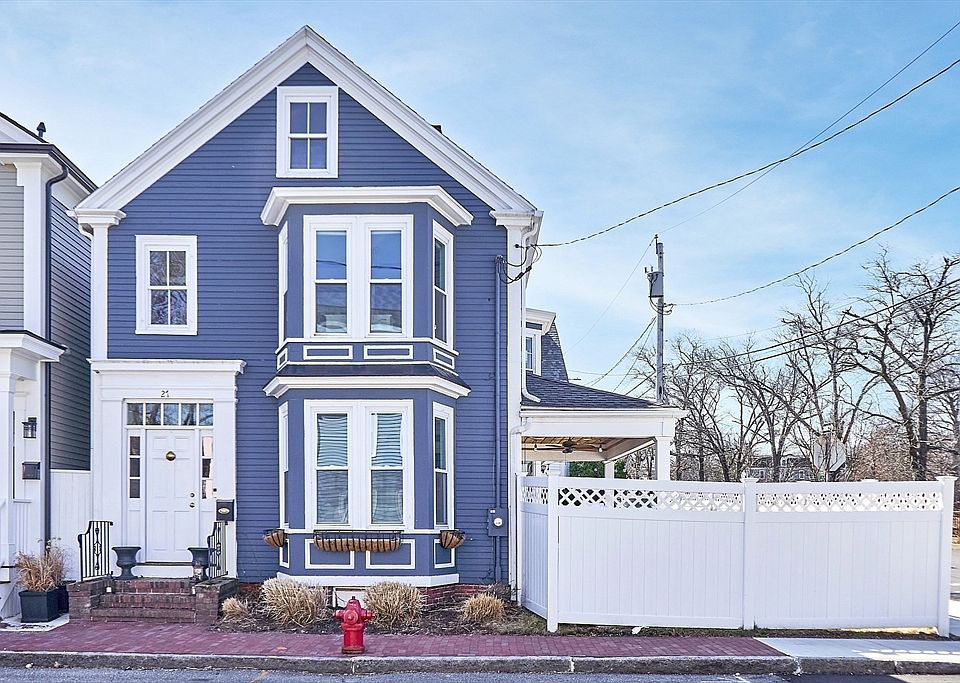 1st image of 27 Washington St