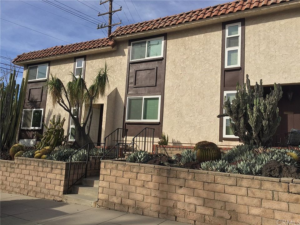 1st image of 3901 Park Pl