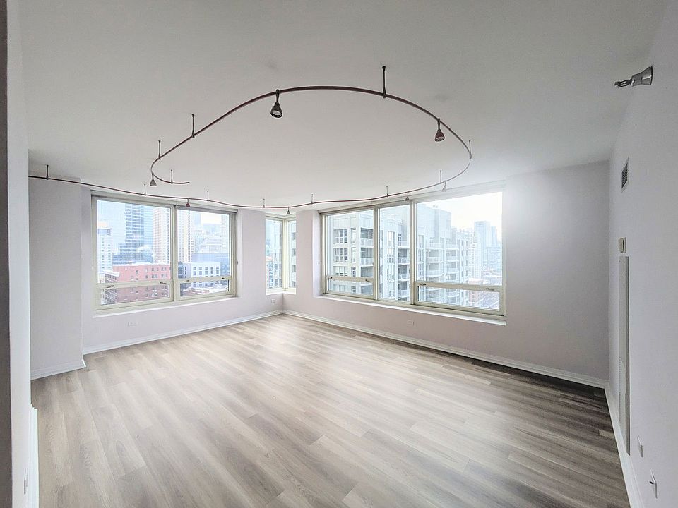 1st image of 33 W Ontario St APT 20F