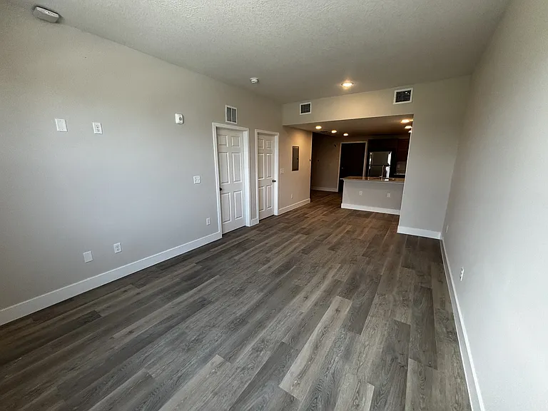 4424 S Texas Ave — Photo 11