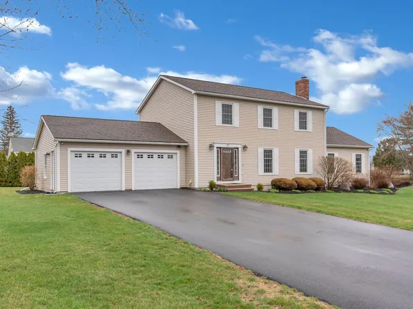 27 Forest Park, Waterville, ME 04901