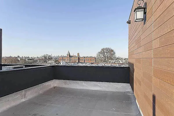 Rented by GROOME REALTY LLC | media 29