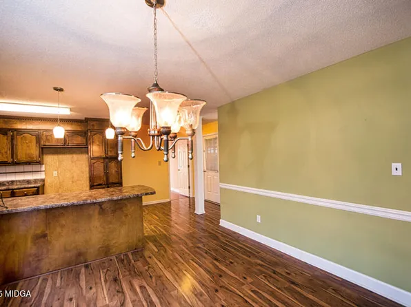 217 Waterford Dr, Bonaire, GA 31005