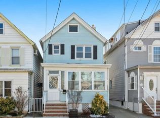 18 Smith St, Belleville, NJ 07109