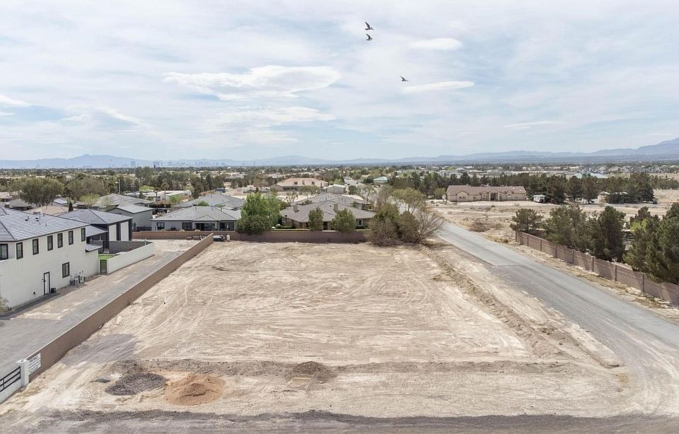 1st image of Iron Mountain Rd