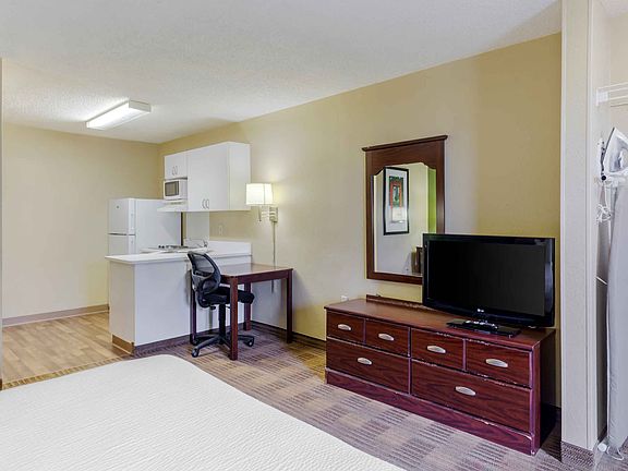 Studio Suite - 1 King Bed