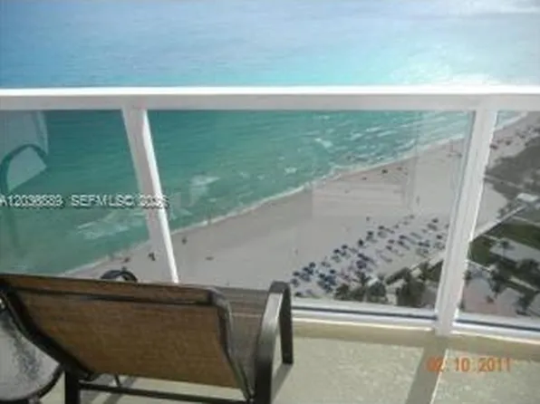 18001 Collins Ave #1403, North Miami Beach, FL 33160