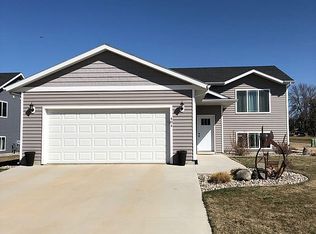 404 Martin Blvd, Brookings, SD 57006