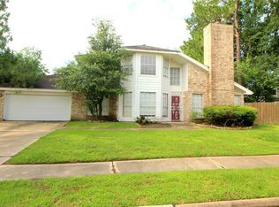 12119 Chapel Oaks Dr, Houston, TX 77067