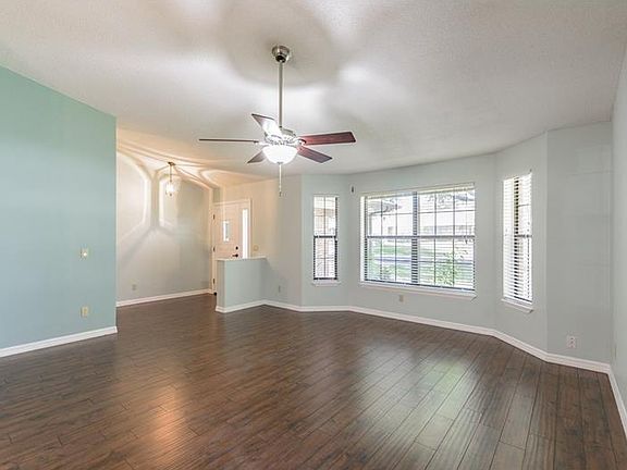 4th image of 6546 Foxmoor Dr
