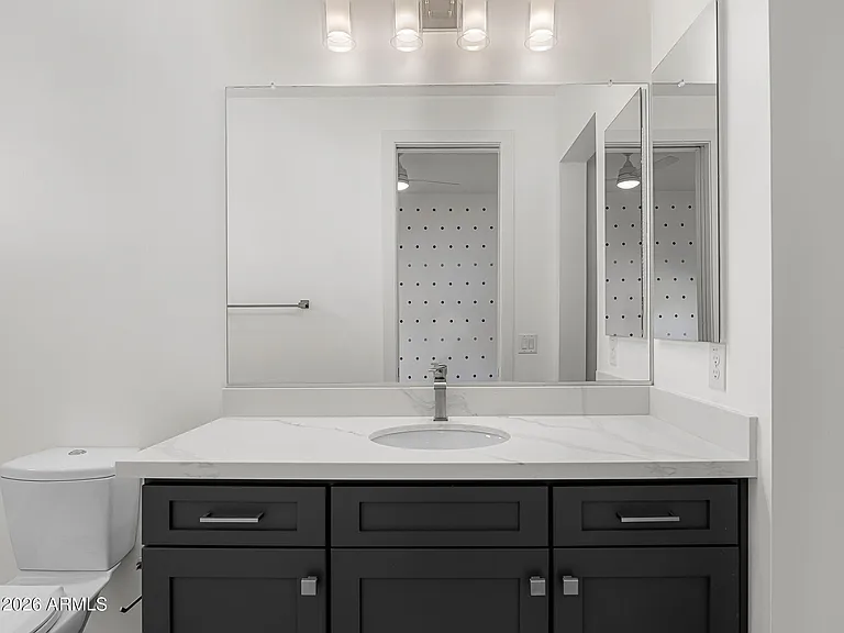5534 E Alan Ln — Photo 24
