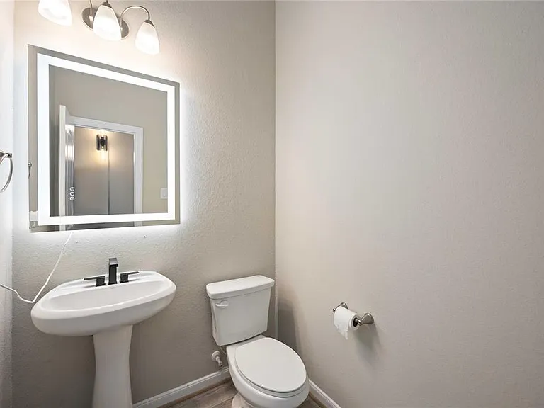 2539 Terrace Point Dr — Photo 20