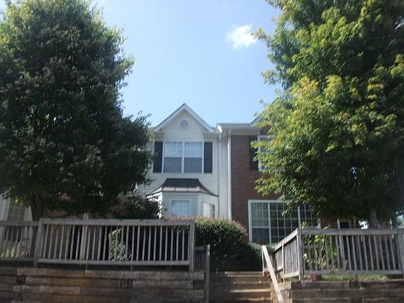 2nd image of 118 Hawkeye Ln