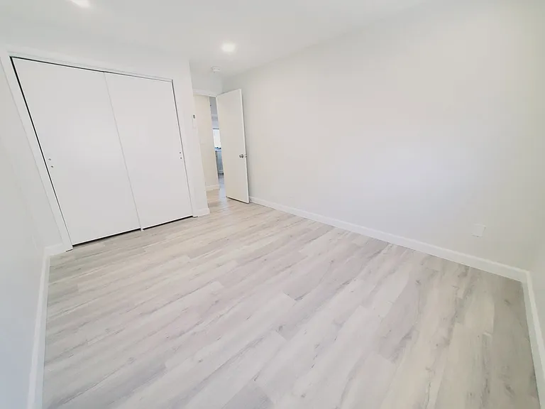 28 Ferris Ave #3 — Photo 7