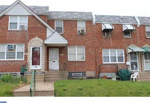 1st image of 557 Devereaux Ave