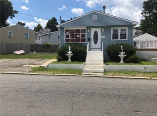 130 Veazie St, Providence, RI 02908