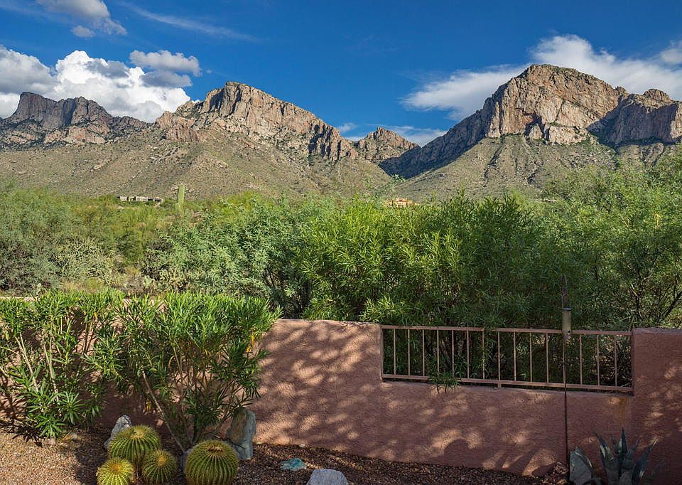 1st image of 10275 N Alder Spring Dr