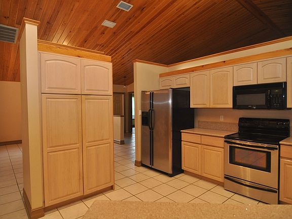 5th image of 2760 Beran Ln