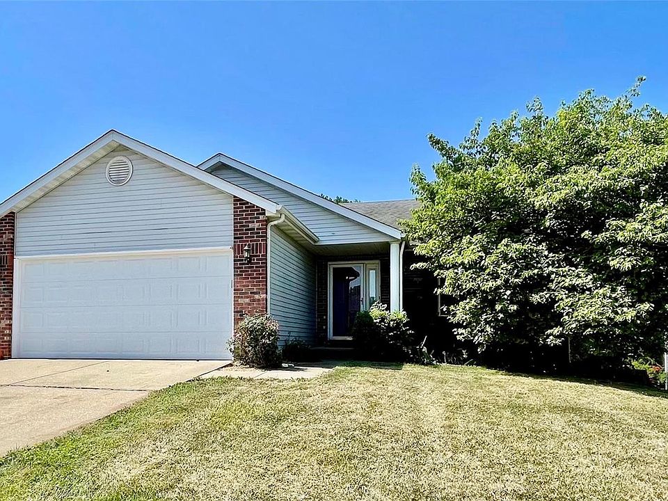 1st image of 403 Bayview Ct