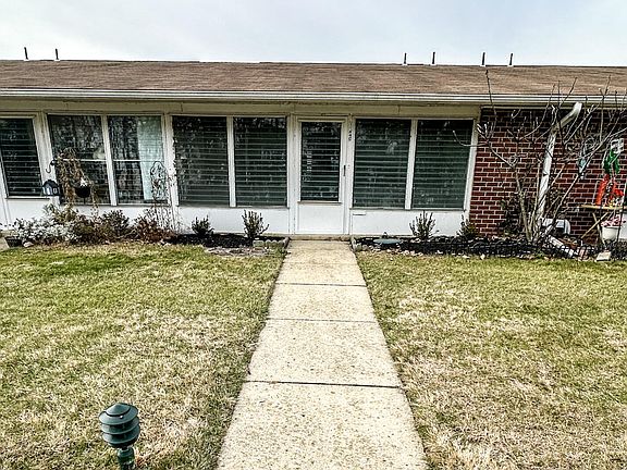 2nd image of 1144C Argyll Cir