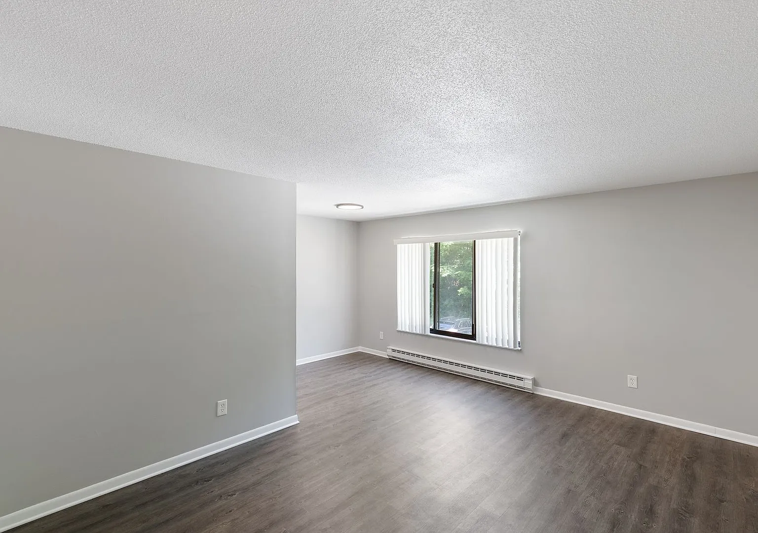 Point East China Apartmetns — Photo 4