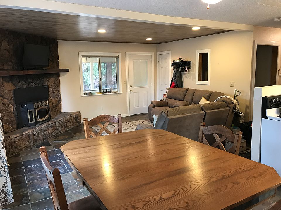 1st image of 23547 Ontario Dr