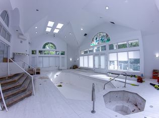 14440 Ladue Rd, Chesterfield, MO 63017