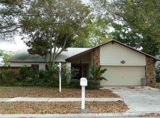 5935 Bay Lake Dr N, Saint Petersburg, FL 33708