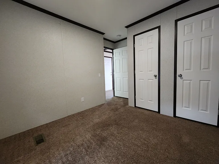 Brookside Manor — Photo 19