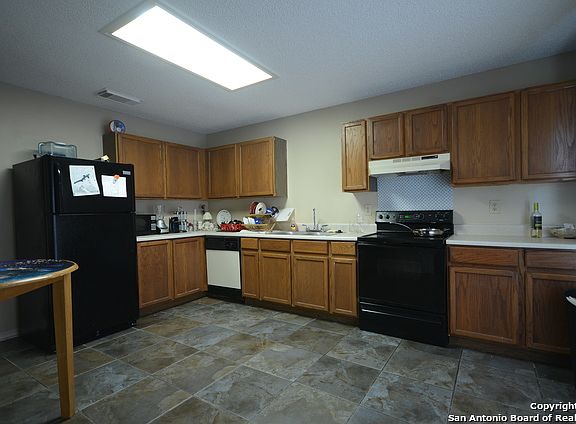3rd image of 9738 Frost Plain Dr