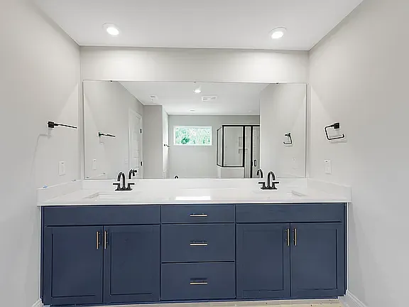 4 bed, 3050 sqft, $3,000 — Photo 4
