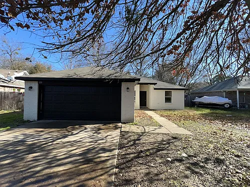 120 Plumthicket Ln Photo 1