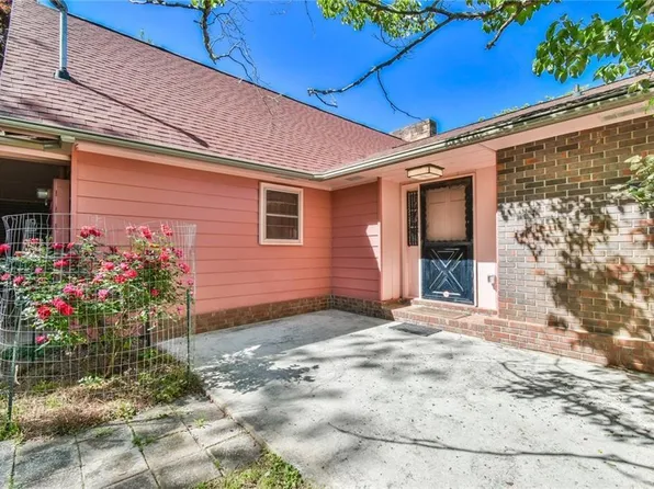 935 Powderbag Creek Rd, Hartwell, GA 30643