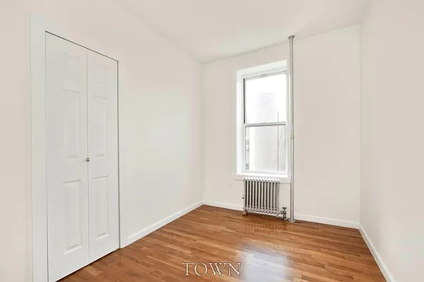 Rented by Town Residential | media 26