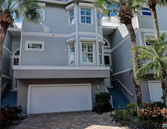 5th image of 147 Barefoot Cir
