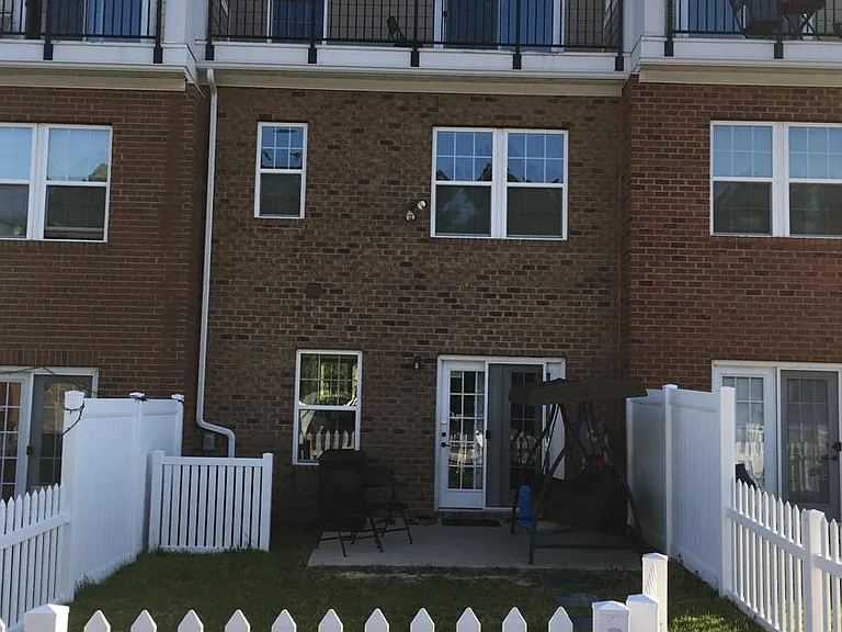 11327 Sadler Walk Ln — Photo 22