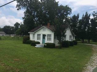 10147 Holtville Rd, Deatsville, AL 36022