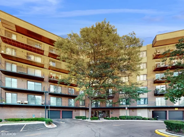 7601 Lincoln Ave APT 505, Skokie, IL 60077