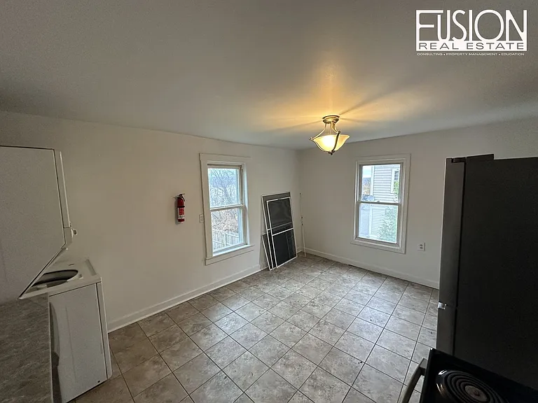 340 Manhattan Dr — Photo 23