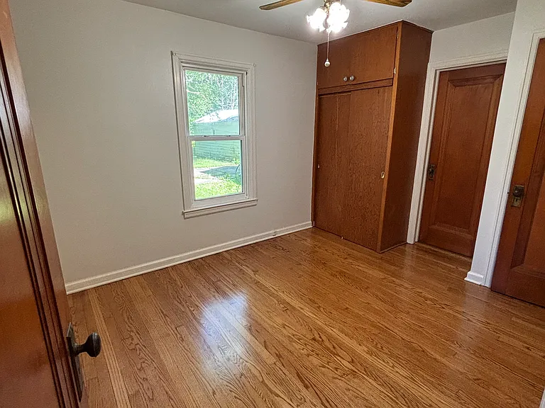 253 Garfield Ave #B — Photo 5