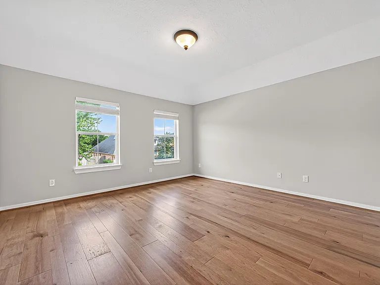 2315 Vinemead Ct — Photo 39