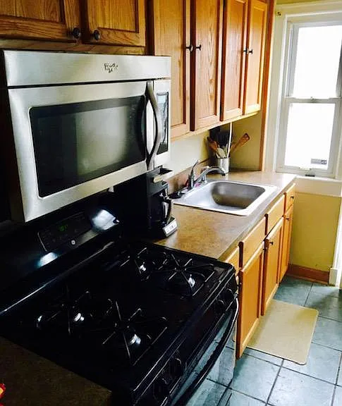 173 Lyman Pl NE — Photo 3