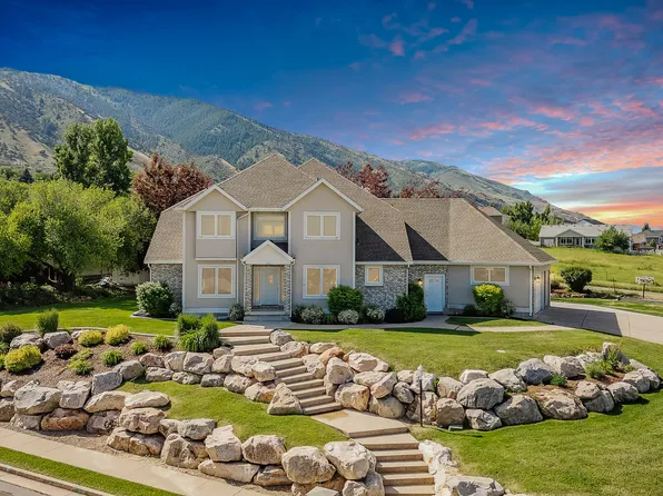 512 Sunset Ln, Providence, UT 84332