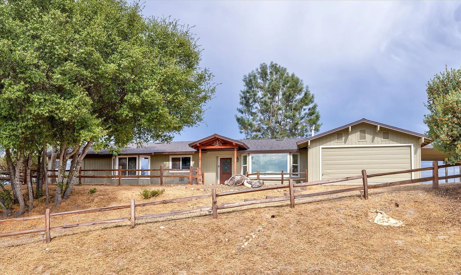 31347 Quartz Mountain Rd photo 1