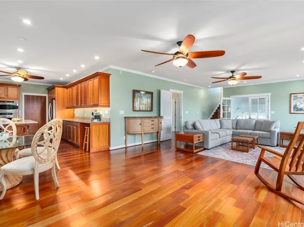 99-129 Holo Pl, Aiea, HI 96701