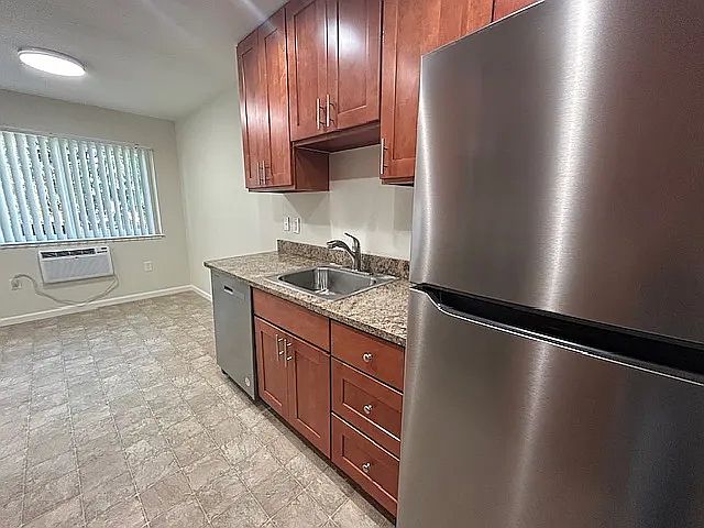 1st image of 970 Meridian Ave #98534e947
