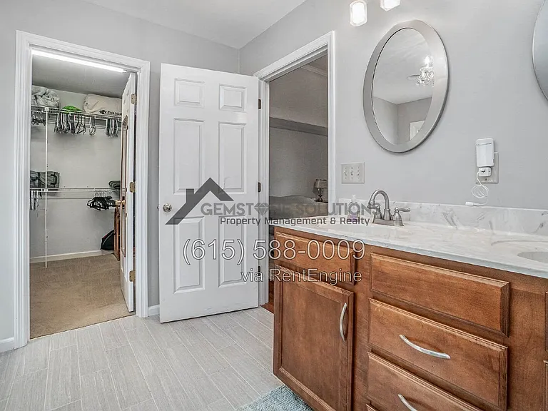 4446 Pratt Ln — Photo 17